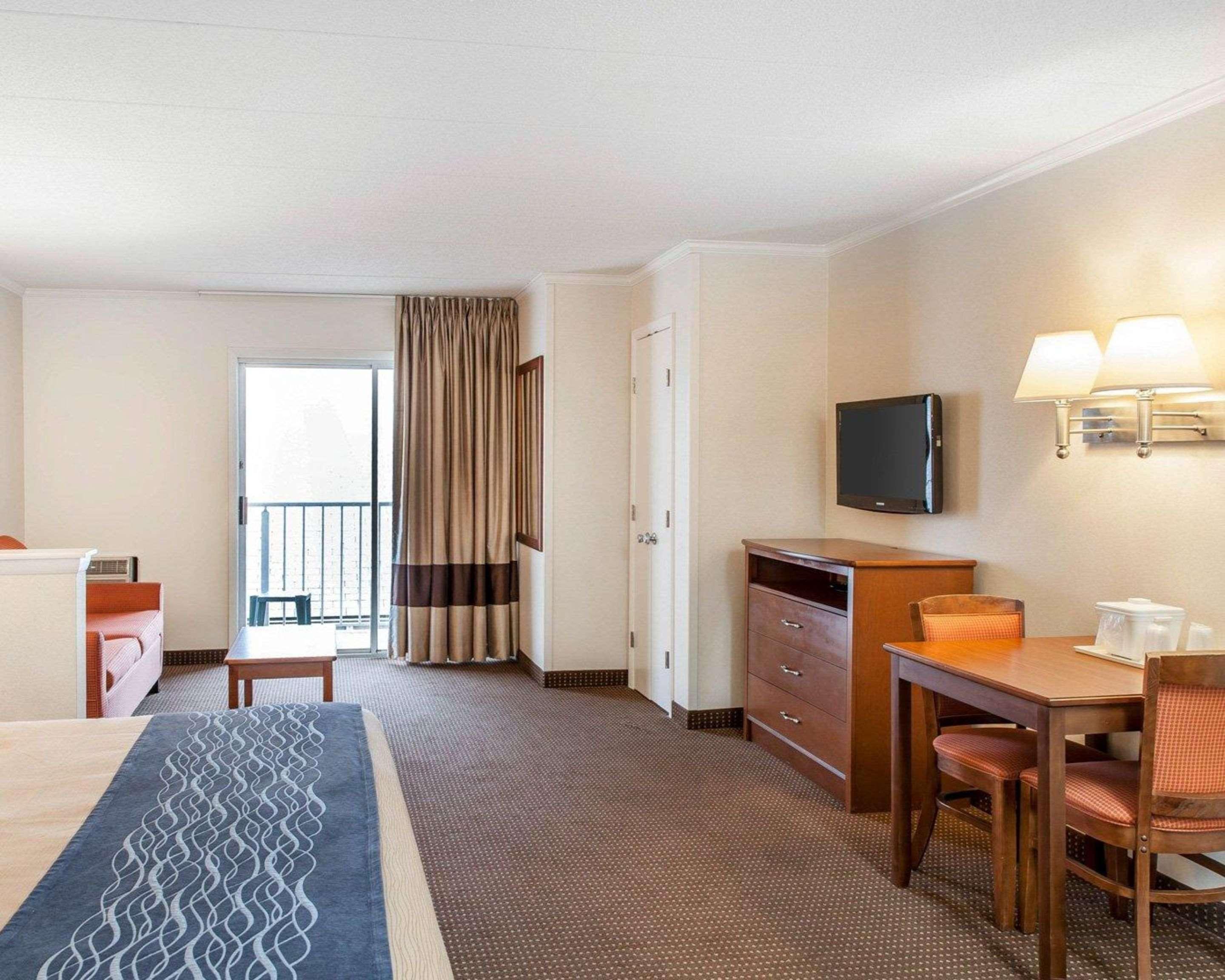 Inn Comfort Ocean Boardwalk 2*